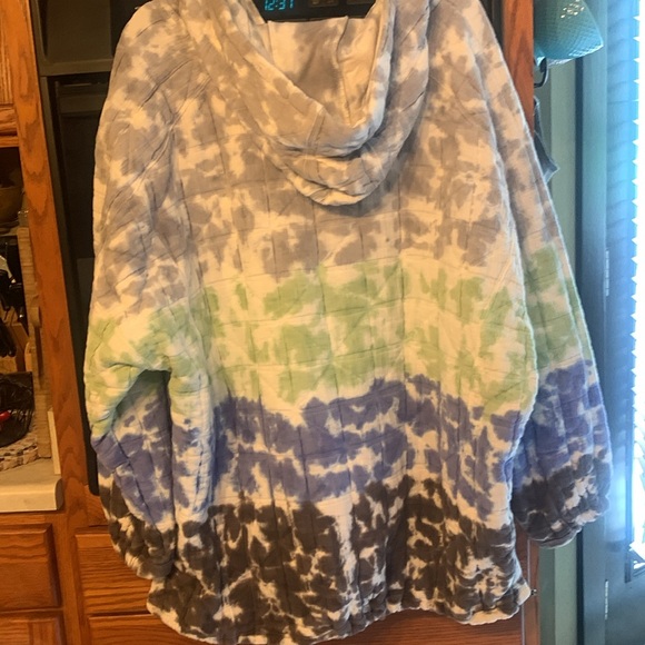 Trapped in Paradise pullover FP Movement Multicolor Tie-dye hoodie - Picture 13 of 13